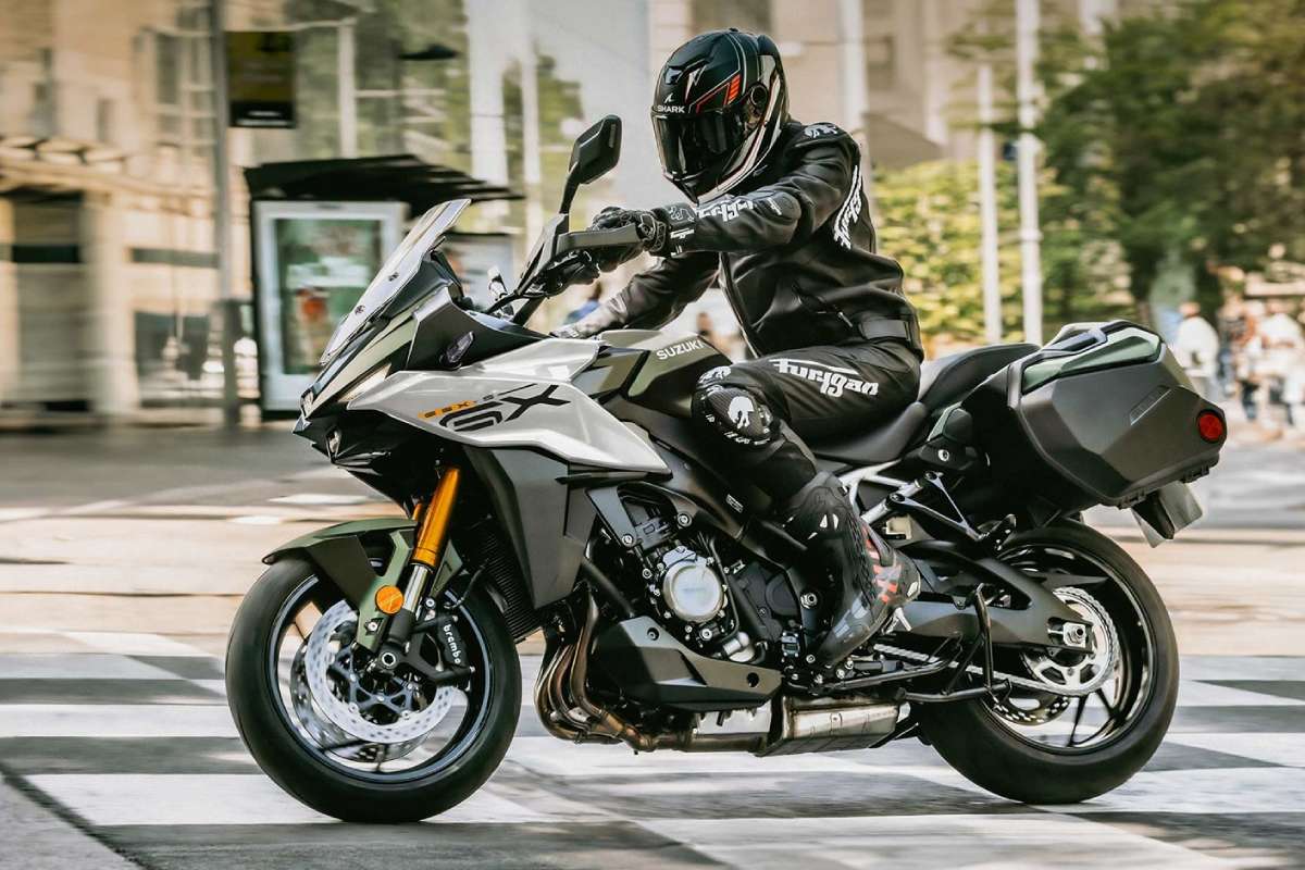 Suzuki Street Bikes
