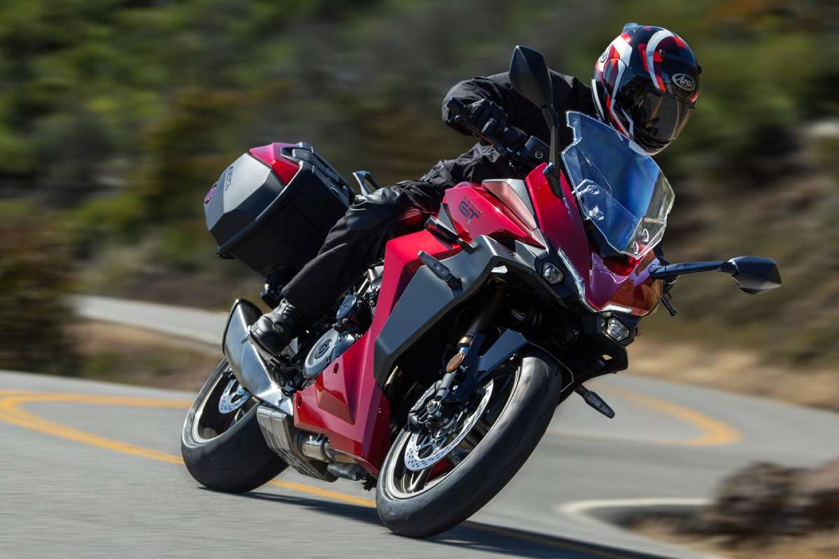 Suzuki Street Bikes
