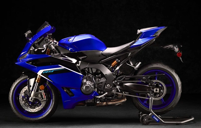 YZF-R9