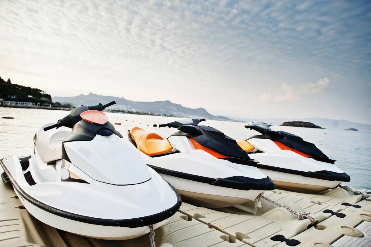 Essential Watercraft Service Tips for a Safe Boating Season