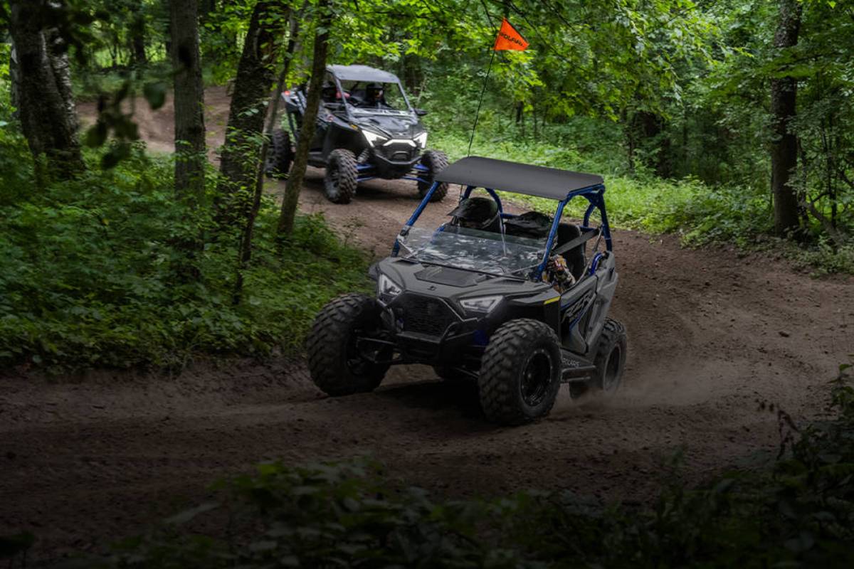 2026 Polaris RZR 200 EFI