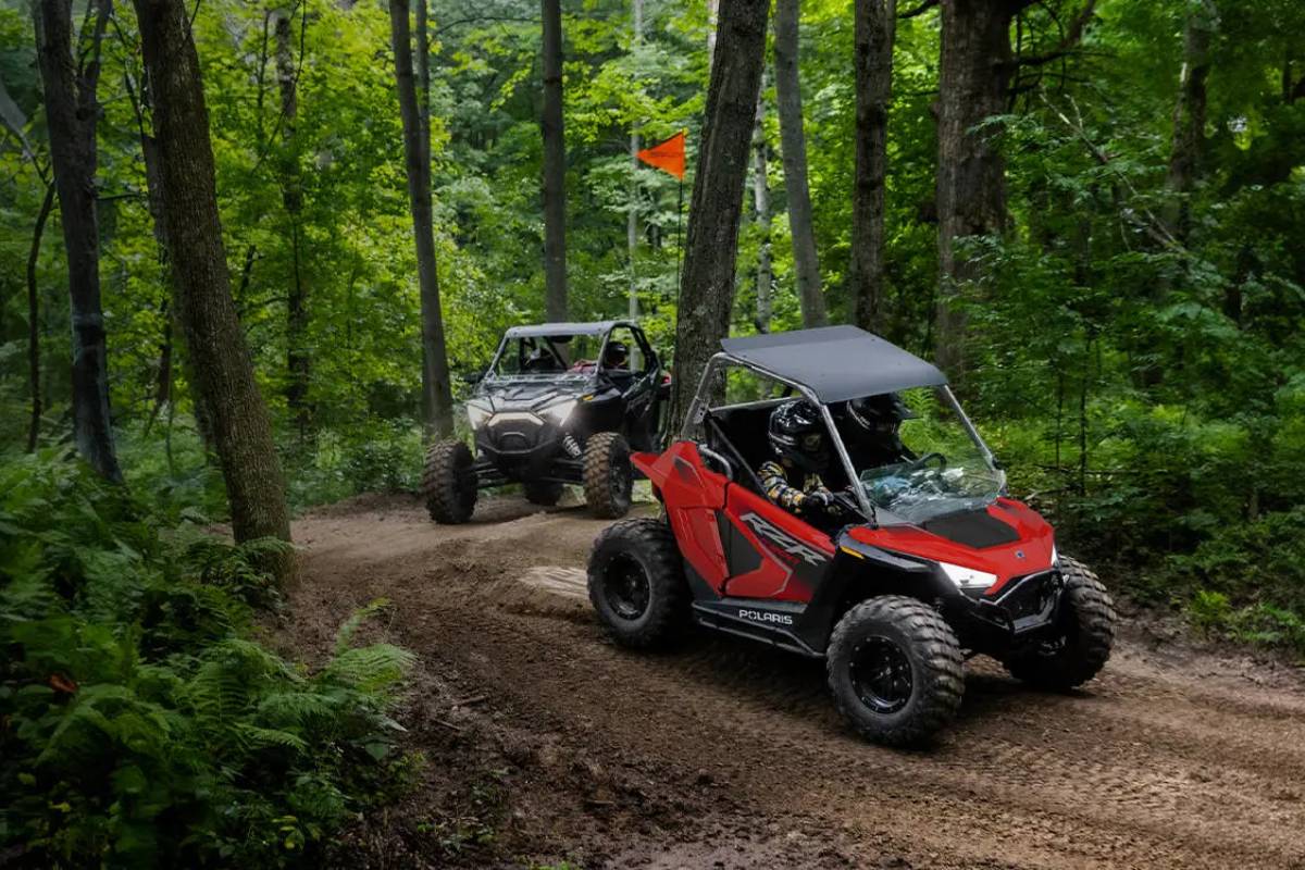 2026 Polaris RZR 200 EFI
