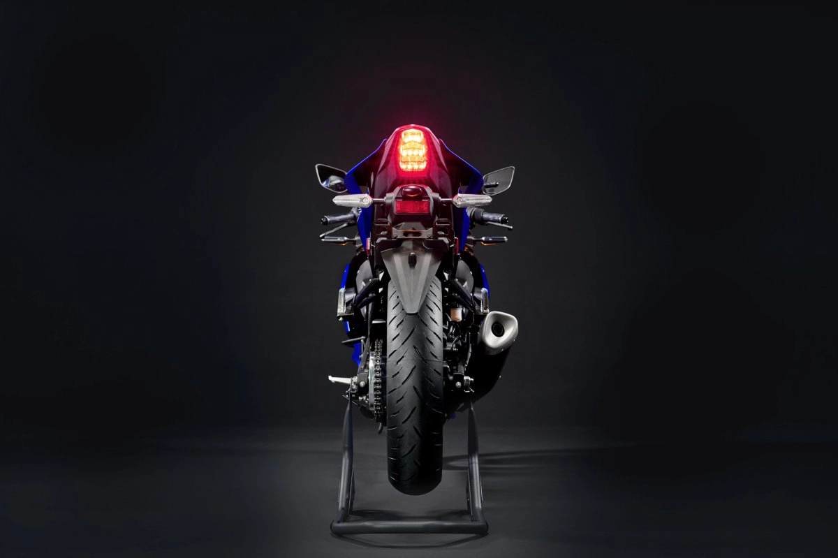 Find Your 2026 Yamaha YZF-R3 ABS Sport Motorcycle Near Redondo Beach at Del Amo Motorsports