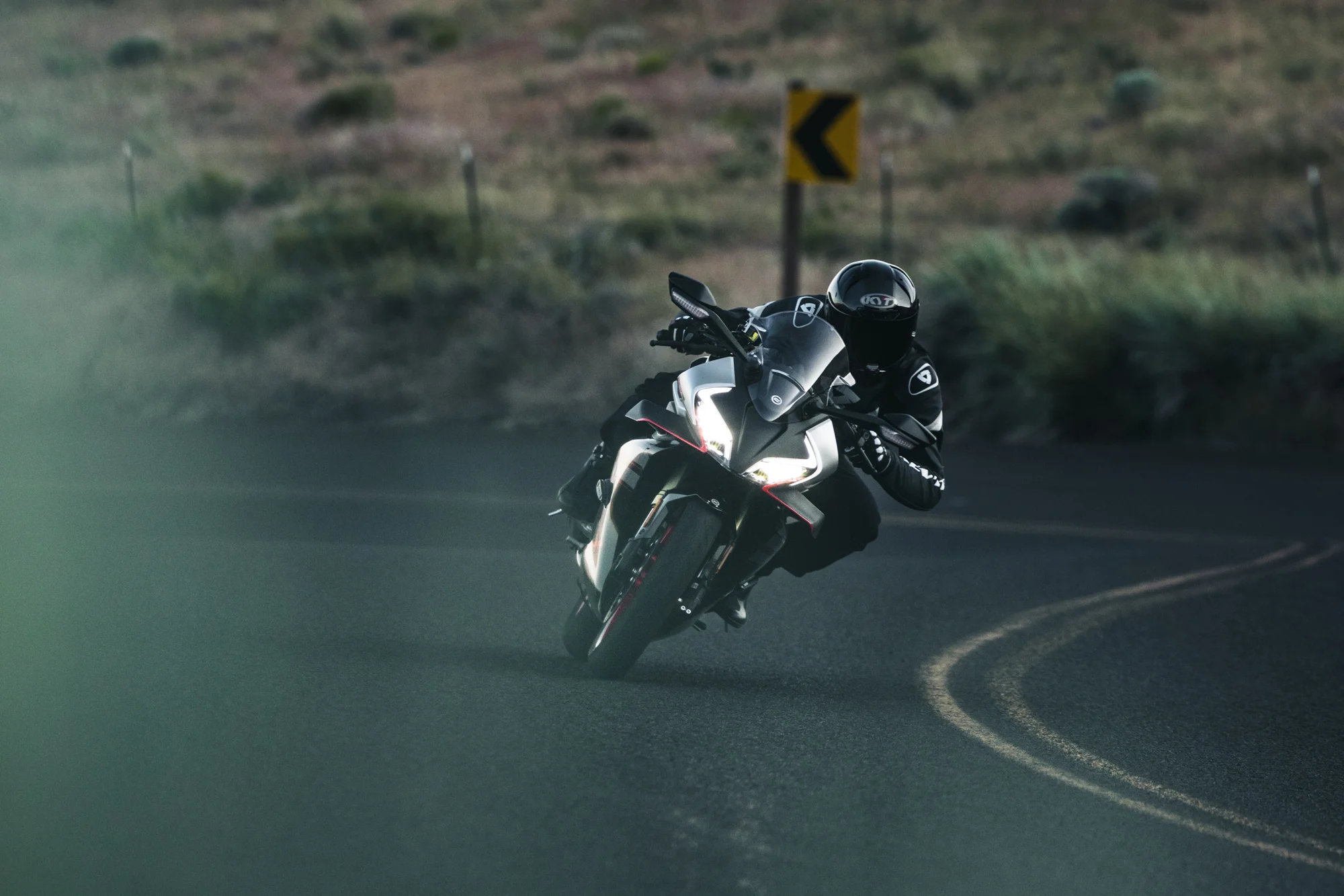 2026 CFMOTO 450SS for Sale in Los Angeles, CA &ndash; Lightweight Sportbike Performance