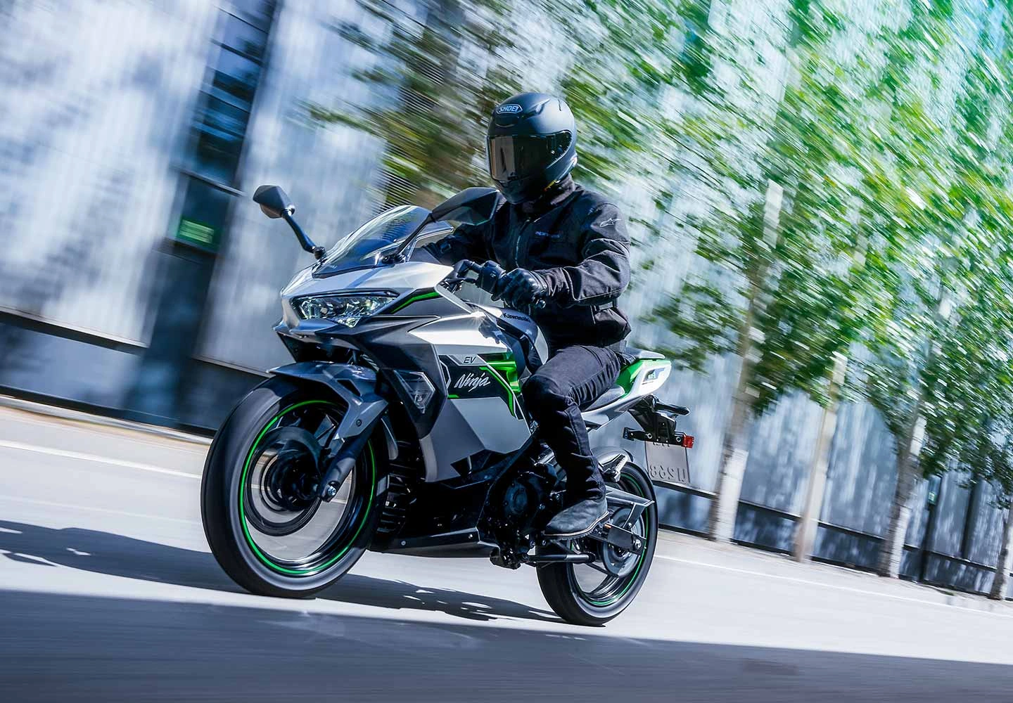 Unleash the Kawasaki Ninja Sport Bikes in Los Angeles
