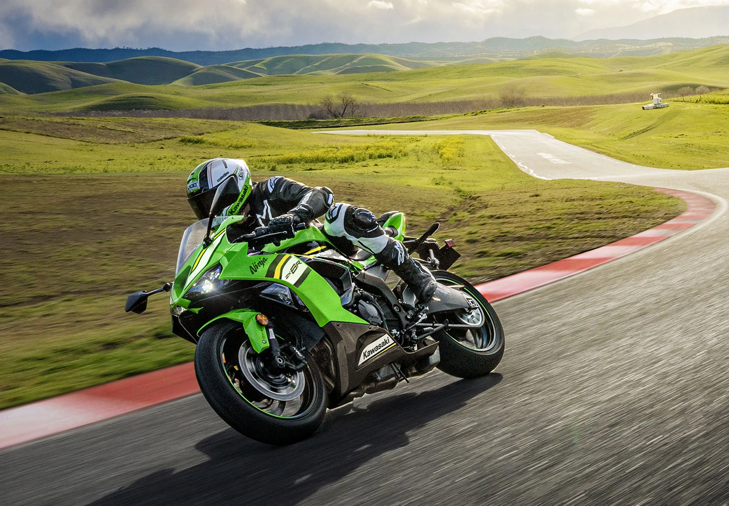 Unleash the Kawasaki Ninja Sport Bikes in Los Angeles
